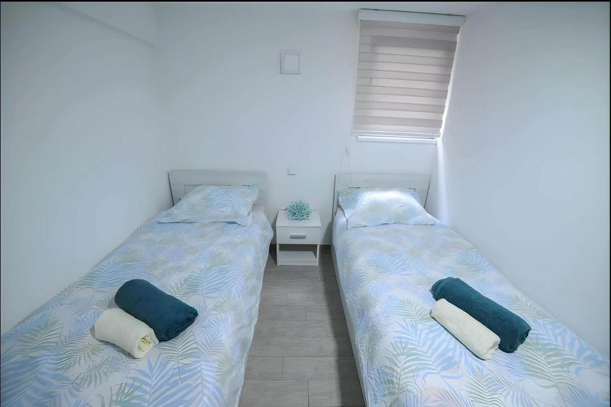 Hostel Tuzla Luaran gambar