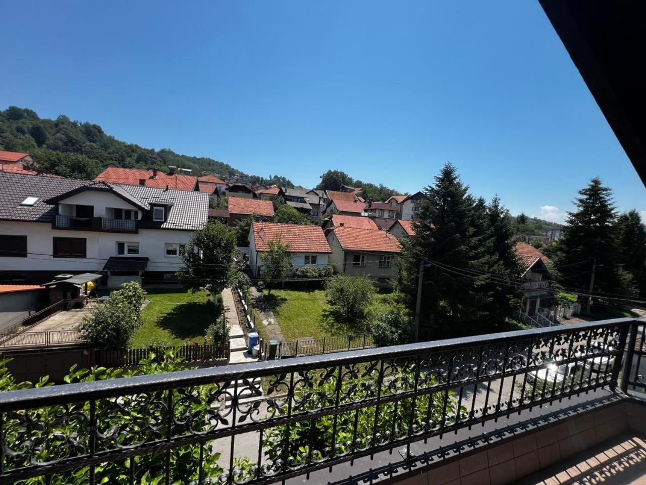 Hostel Tuzla Luaran gambar
