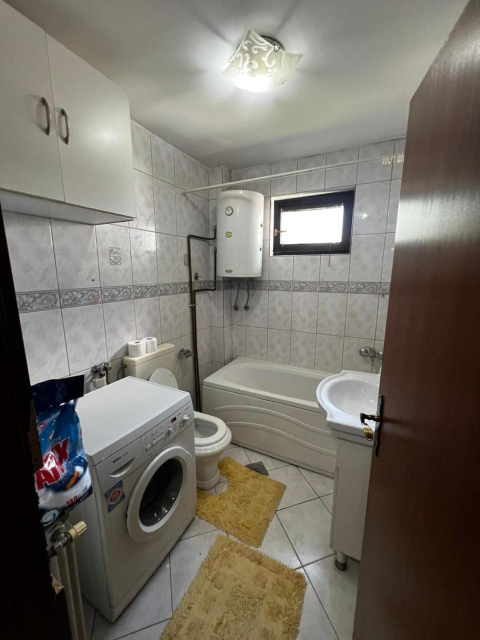 Hostel Tuzla Luaran gambar