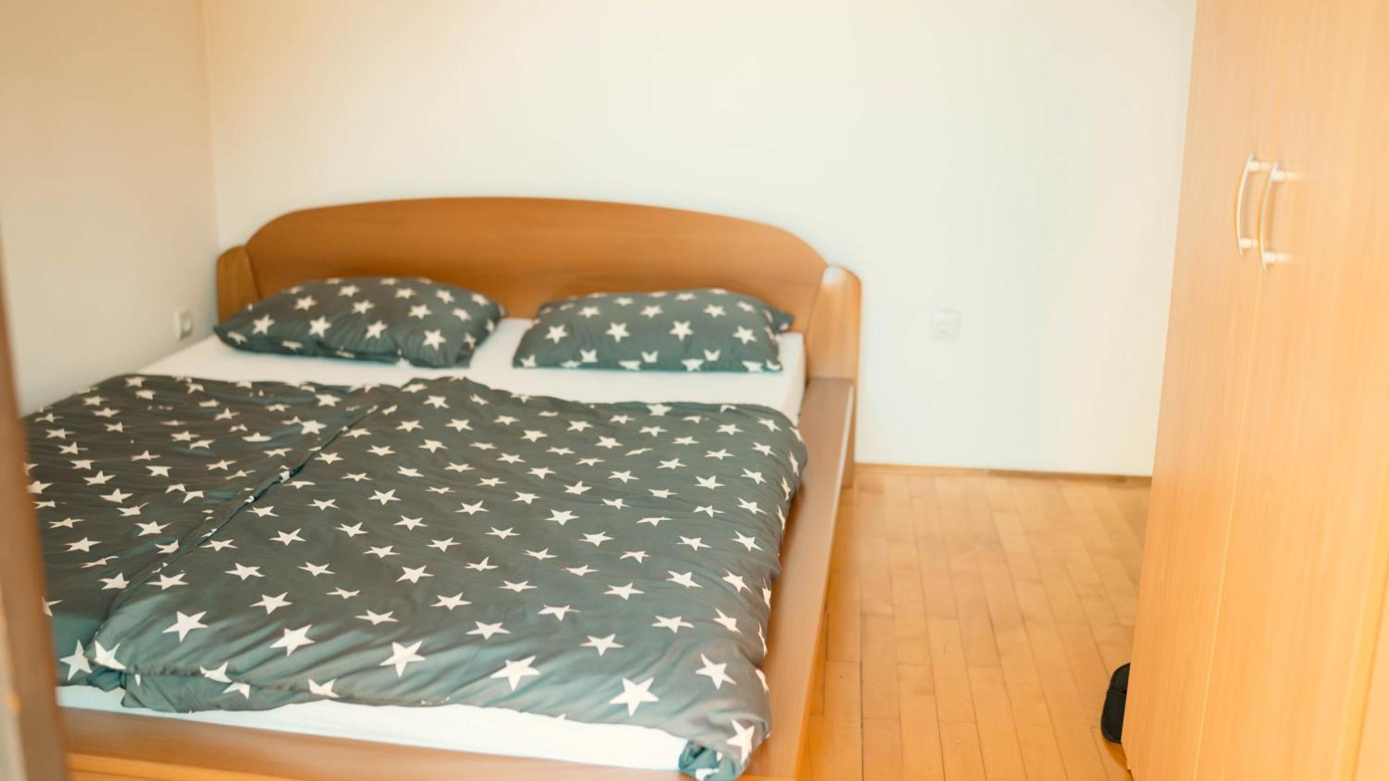 Hostel Tuzla Luaran gambar