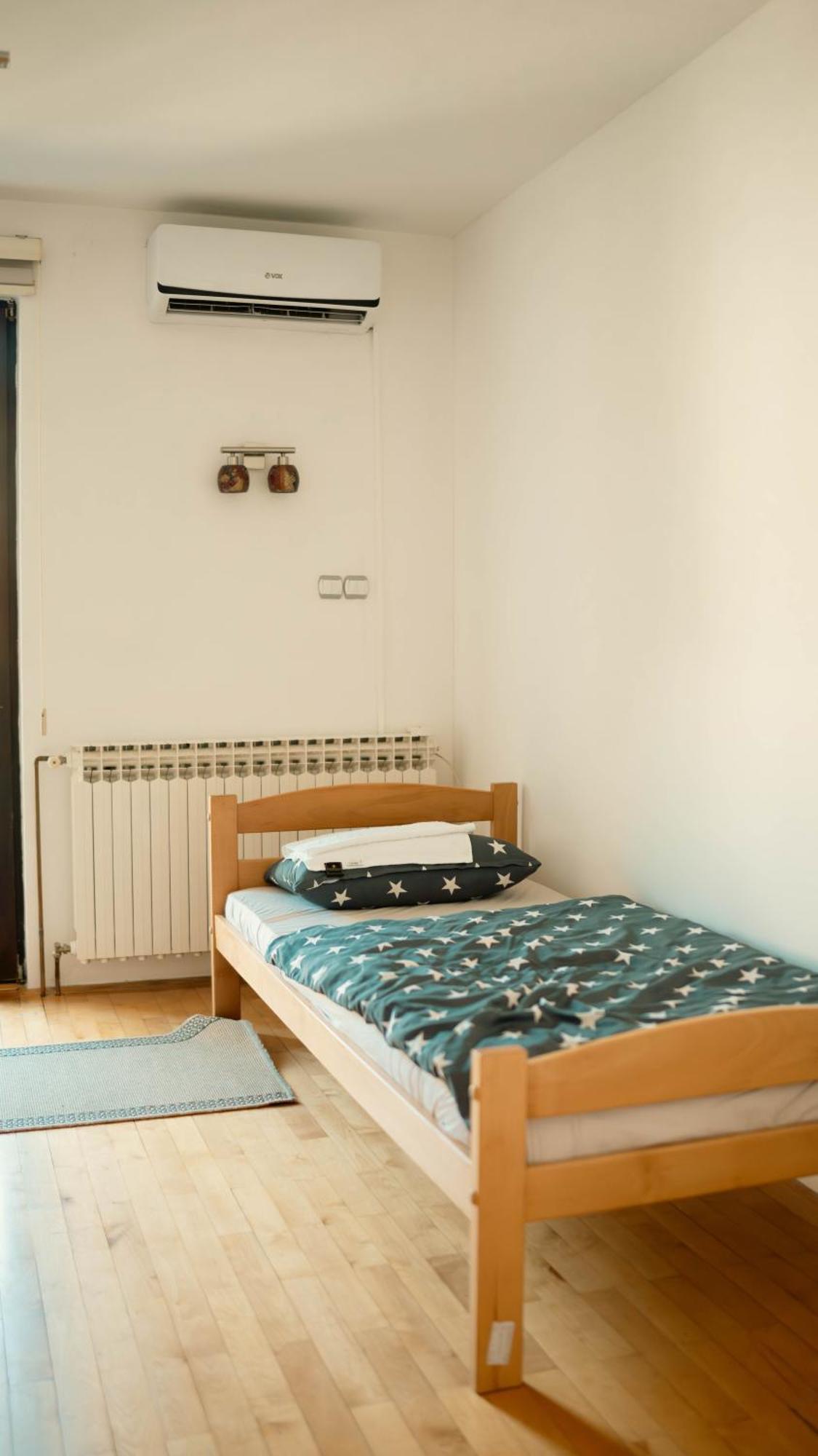 Hostel Tuzla Luaran gambar
