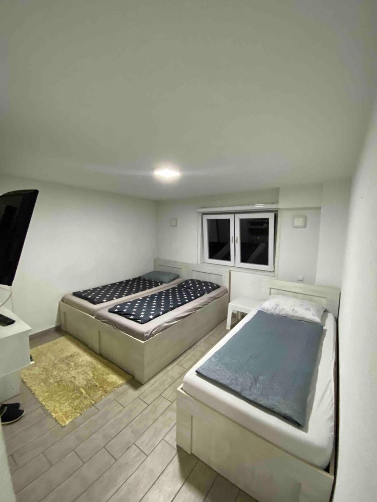 Hostel Tuzla Luaran gambar
